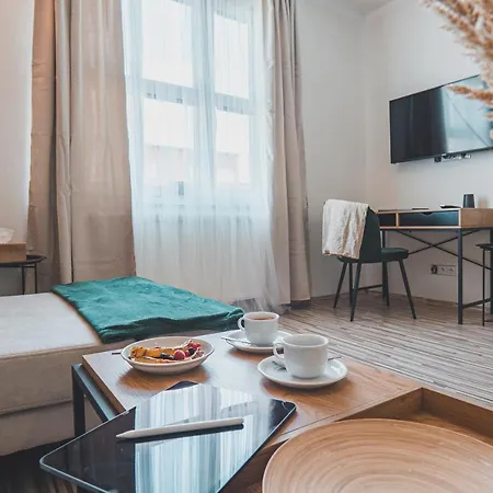 Apartman Na Prazske זנוימו